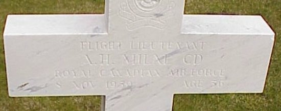 [F/L AH Milne Grave Marker]