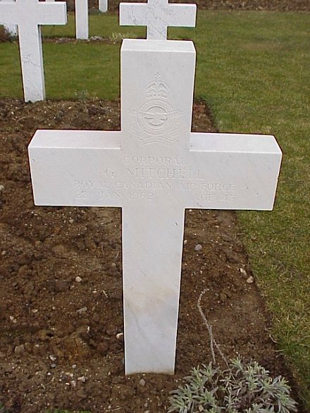 [Cpl G Mitchell Grave Marker]