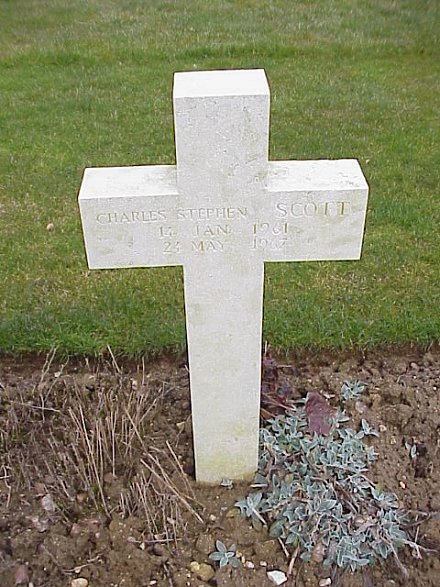 [Mr CS Scott Grave Marker]